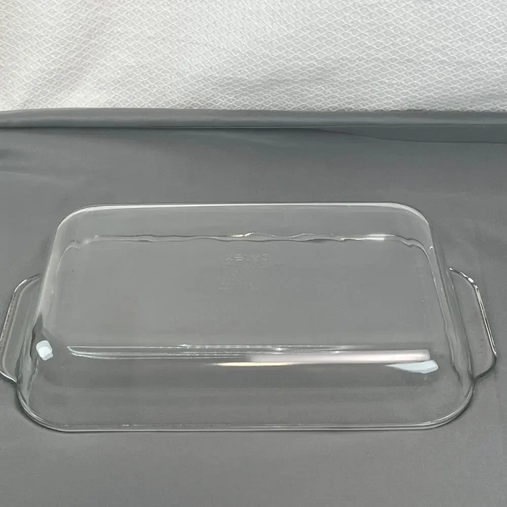 PYREX 232 Rectangular 11x7x2 Casserole Baking Dish Clear Glass Made in USA 2 Qt
